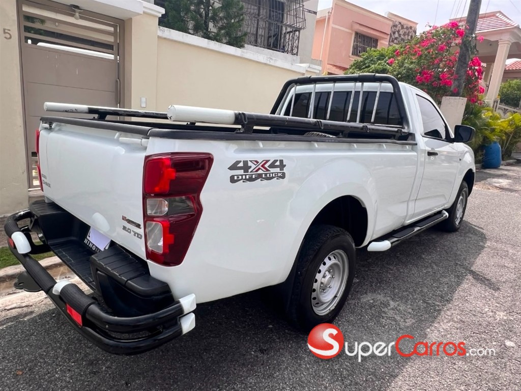 2026 Isuzu DMAX — foto 3 / 11