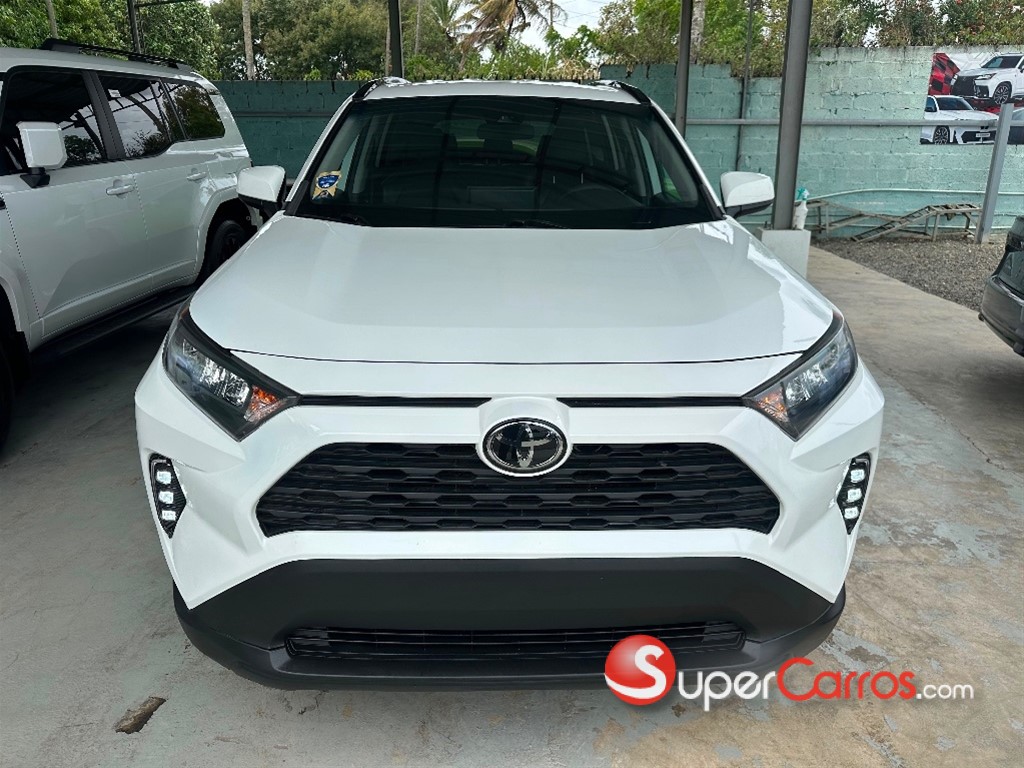 2021 Toyota RAV4 LE — foto 5 / 9