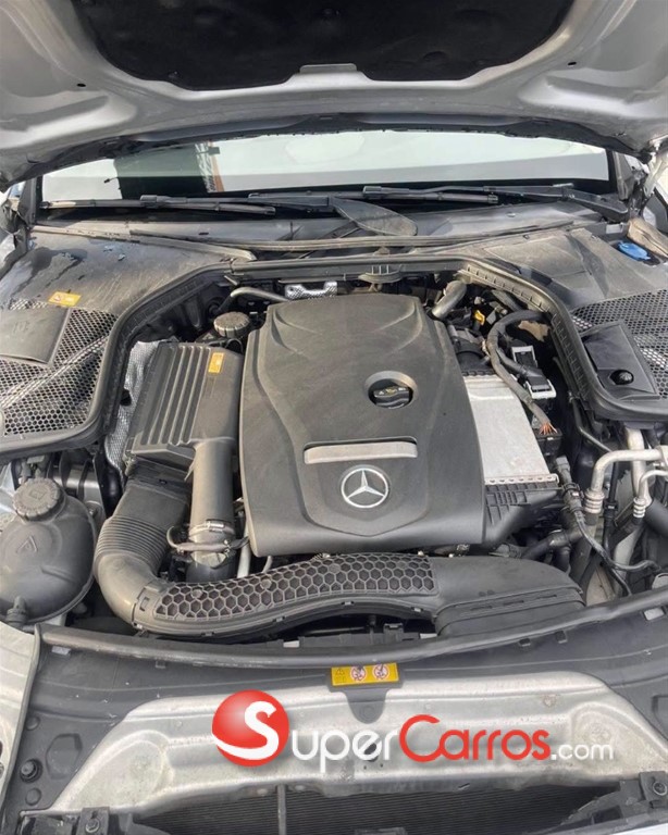 2017 Mercedes-Benz Clase C 300 4 Matic — foto 5 / 9
