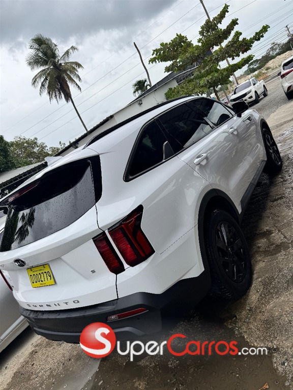 2021 Kia Sorento S — foto 3 / 5