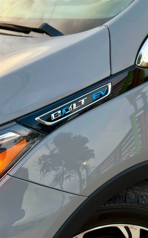 2021 Chevrolet Bolt EV — foto 2 / 12