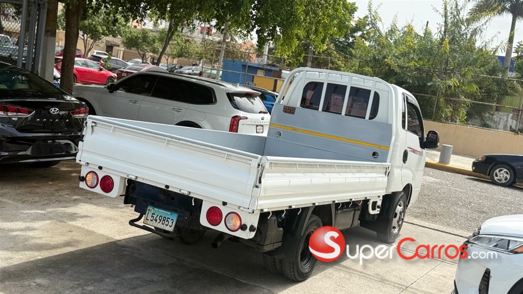 2020 Kia Bongo III — foto 3 / 10