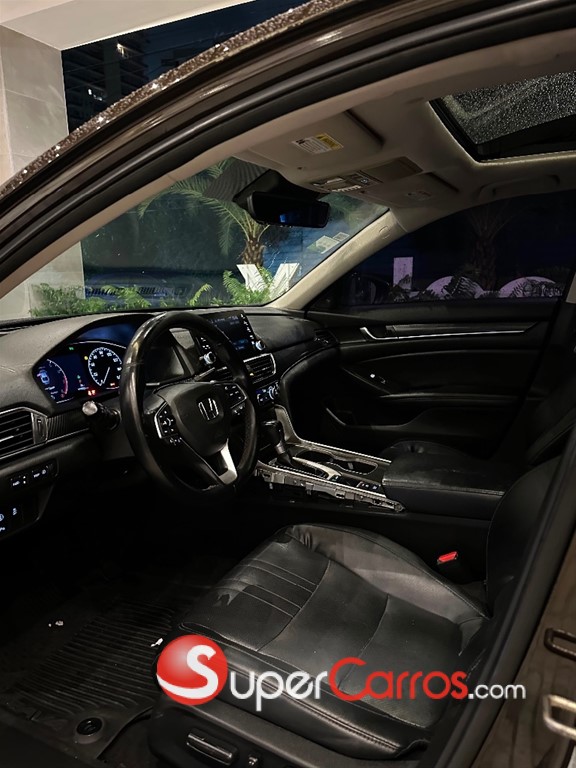 2018 Honda Accord Touring — foto 4 / 7