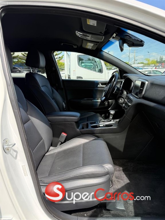 2020 Kia Sportage S — foto 10 / 12