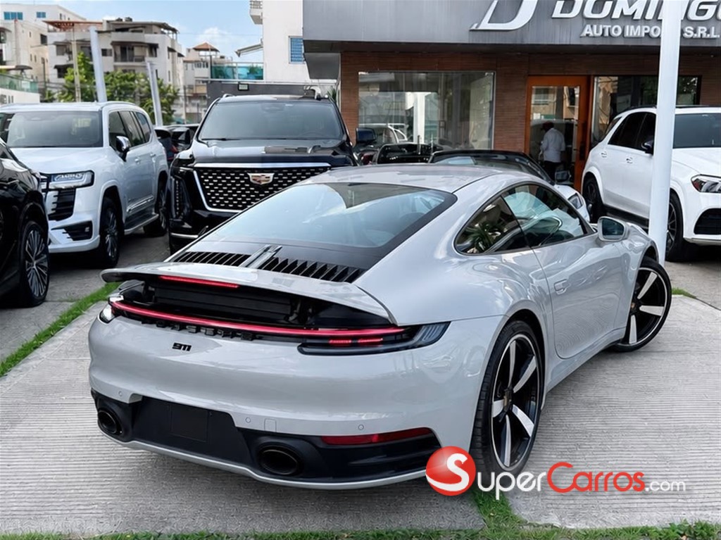 2024 Porsche 911 Carrera — foto 12 / 12
