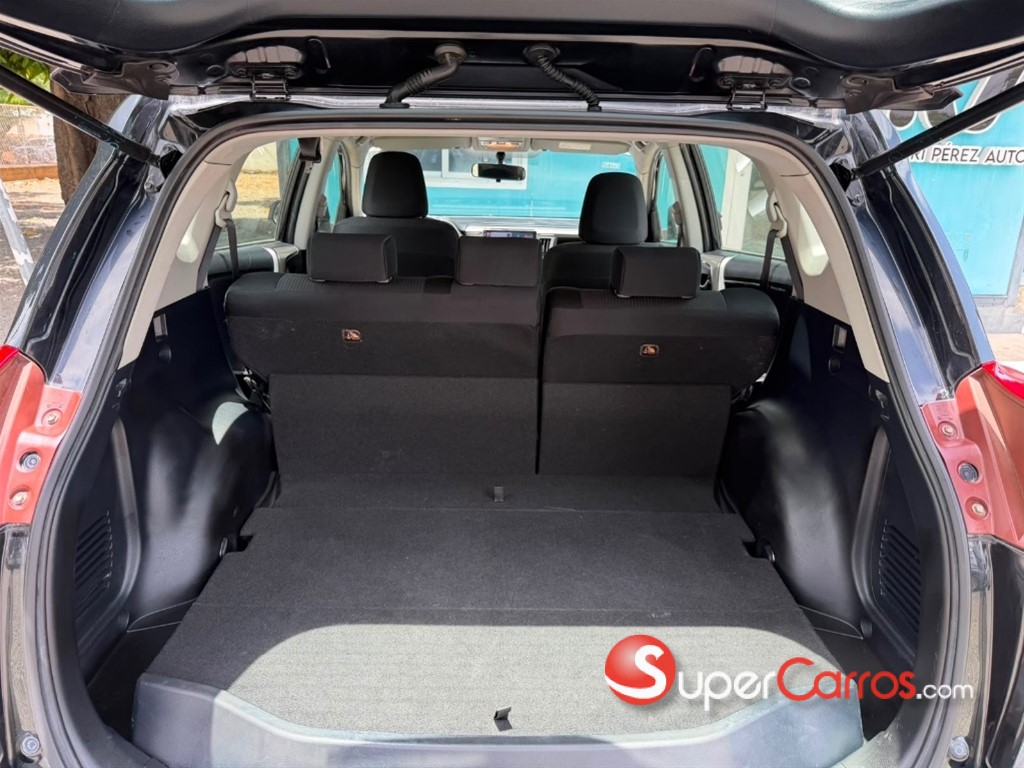 2015 Toyota RAV4 LE — foto 7 / 12