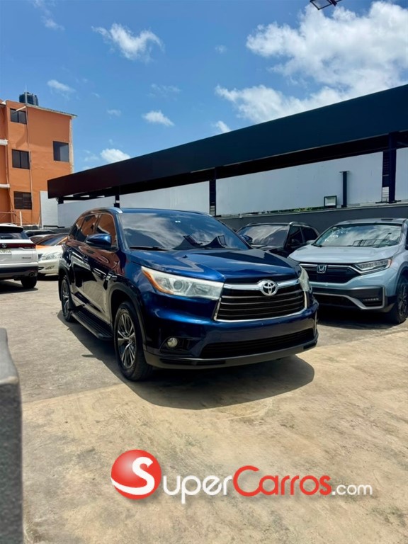 2016 Toyota Highlander XLE — foto 3 / 10