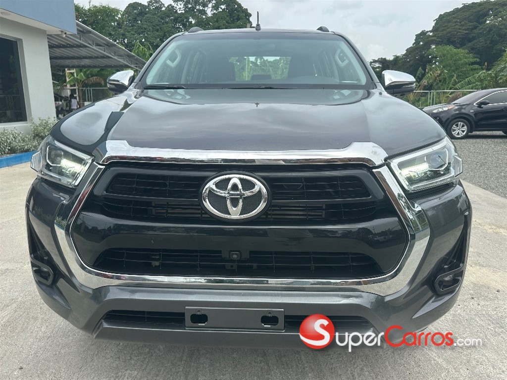 2023 Toyota Hilux SRV — foto 2 / 7