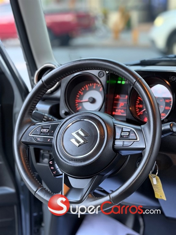 2025 Suzuki Jimny — foto 11 / 12