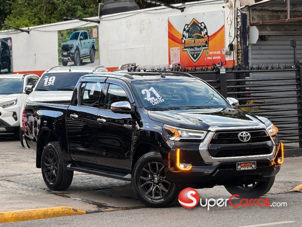 2021 Toyota Hilux SRV