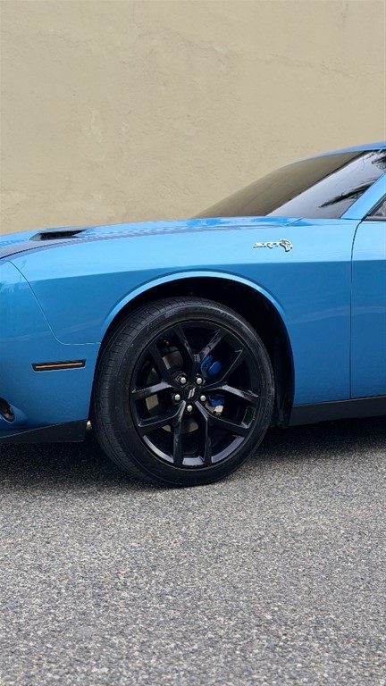 2019 Dodge Avenger SXT — foto 6 / 12