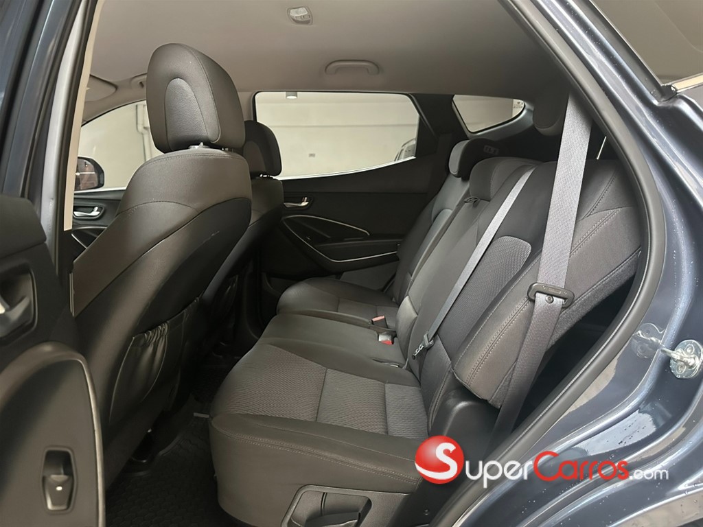 2018 Hyundai Santa Fe GLS — foto 8 / 12