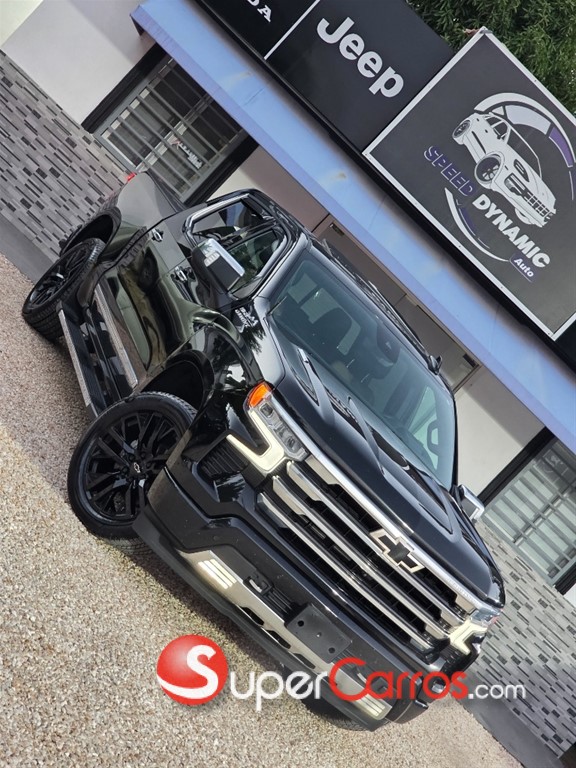 2023 Chevrolet Silverado High Country Duramax — foto 3 / 12