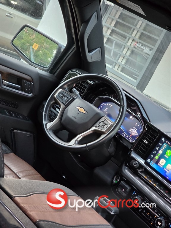 2023 Chevrolet Silverado High Country Duramax — foto 6 / 12