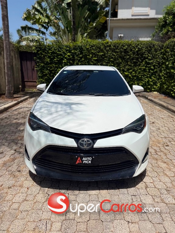 2017 Toyota Corolla — foto 4 / 9