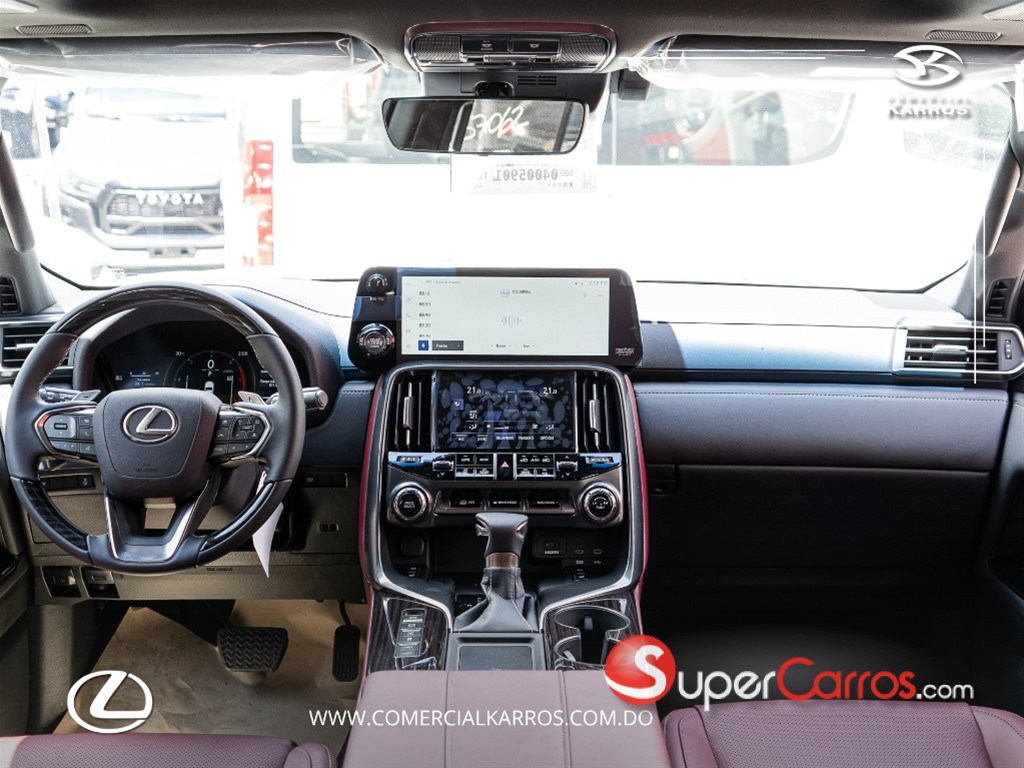 2027 Lexus LX 700 H Urban — foto 7 / 12