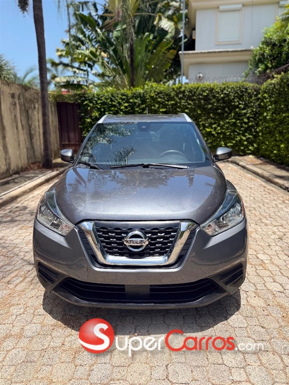 2020 Nissan Kicks SV — foto 6 / 9