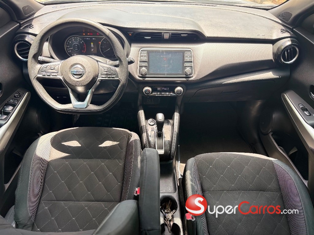 2020 Nissan Kicks SV — foto 8 / 9