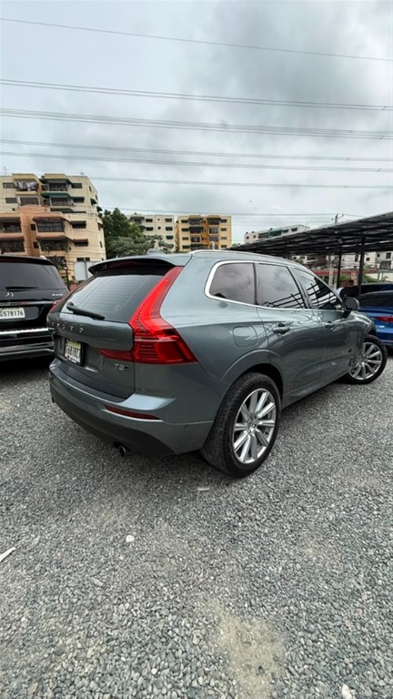 2019 Volvo XC60 Momentum T5 — foto 11 / 11