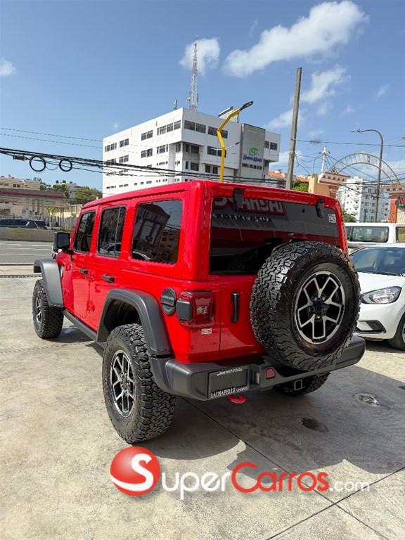 2025 Jeep Wrangler Rubicon — foto 6 / 12