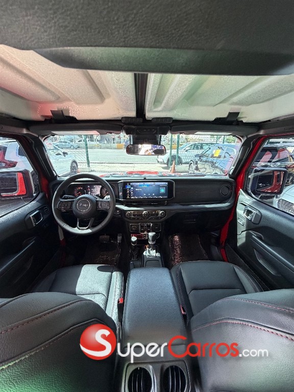 2025 Jeep Wrangler Rubicon — foto 9 / 12