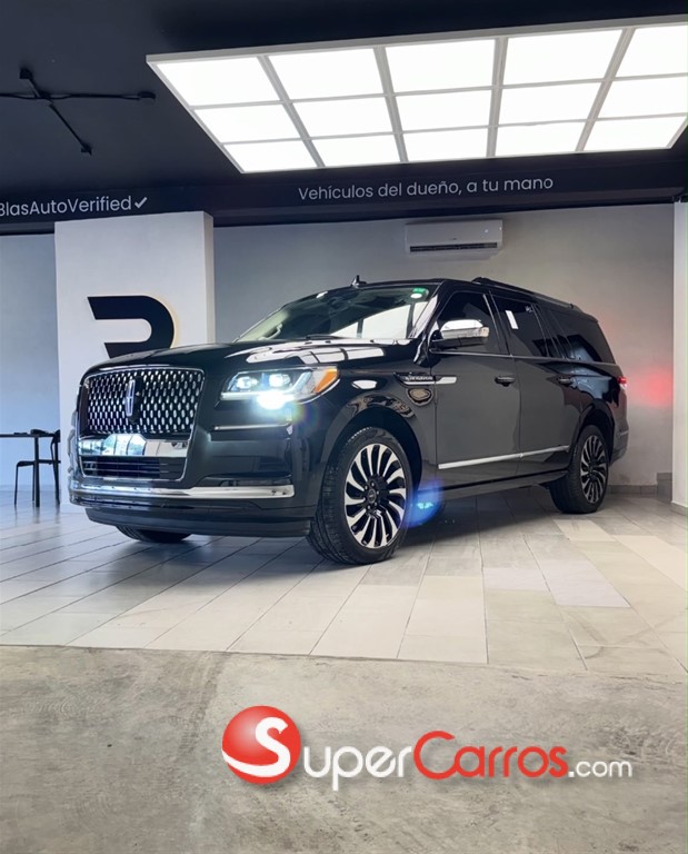 2022 Lincoln Navigator Black Label — foto 1 / 12