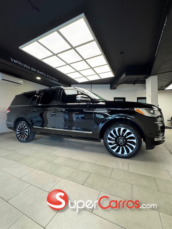 2022 Lincoln Navigator Black Label — foto 6 / 12