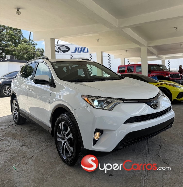 2016 Toyota RAV4 LE