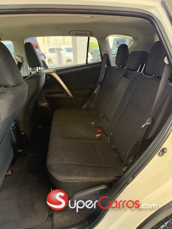 2016 Toyota RAV4 LE — foto 7 / 11
