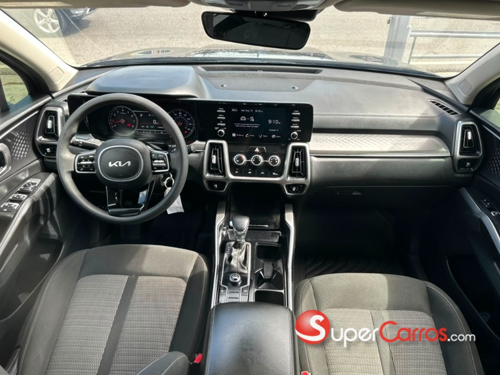 2022 Kia Sorento LX — foto 2 / 7