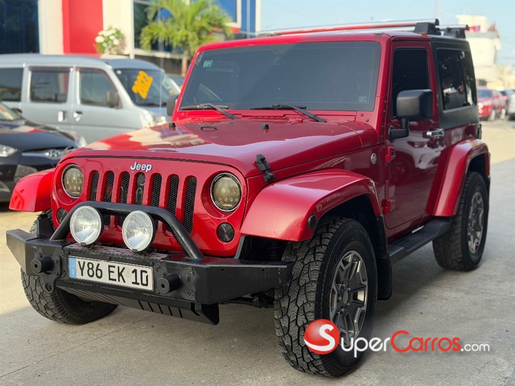 2011 Jeep Wrangler Sahara — foto 2 / 12