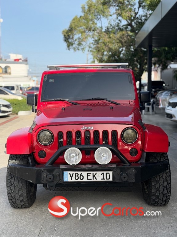 2011 Jeep Wrangler Sahara — foto 3 / 12