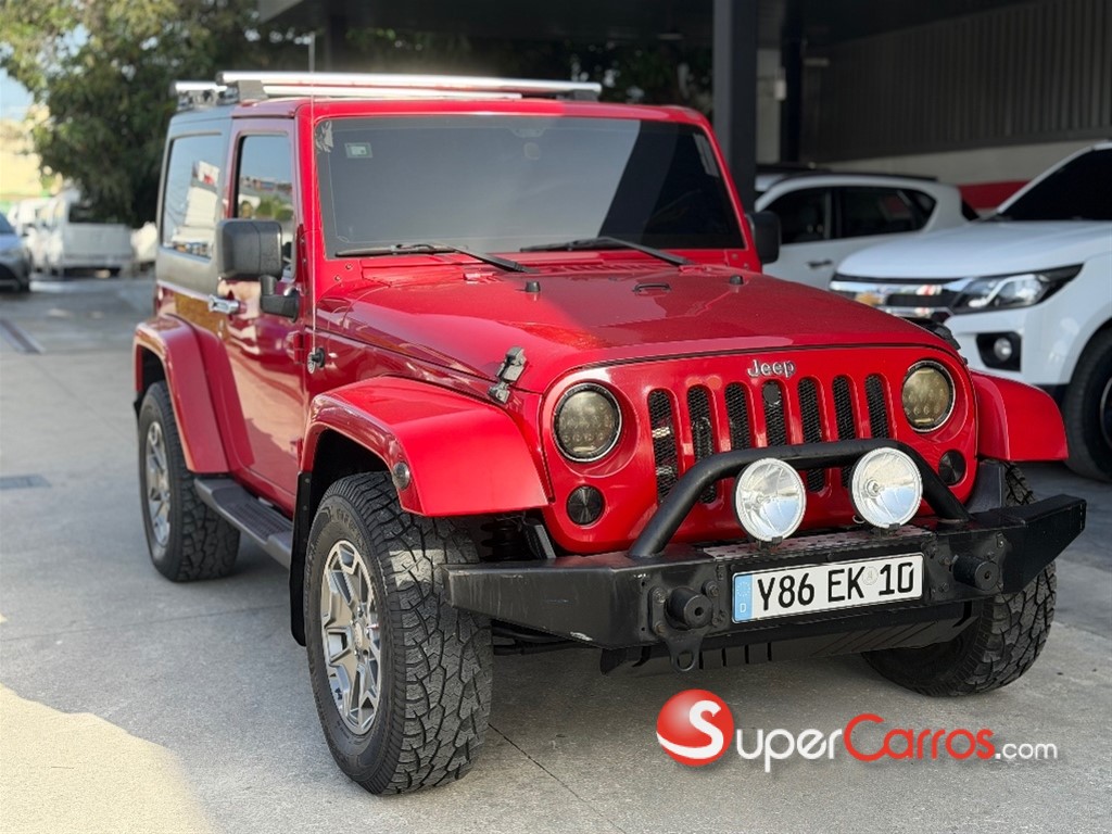 2011 Jeep Wrangler Sahara — foto 4 / 12
