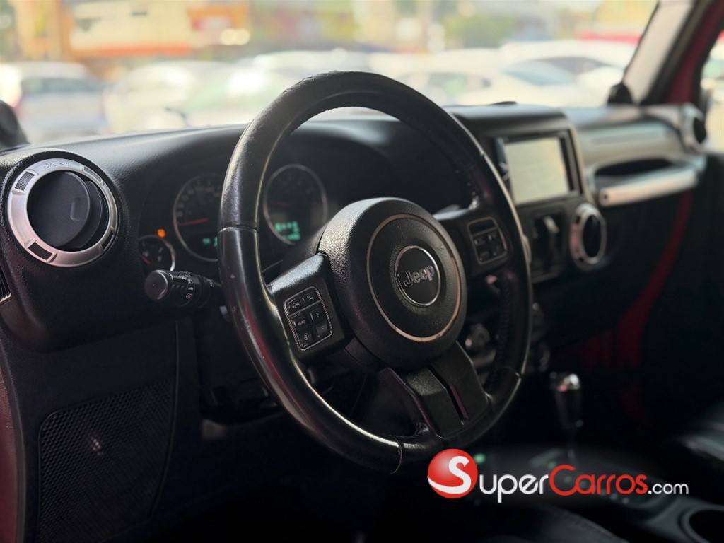 2011 Jeep Wrangler Sahara — foto 9 / 12