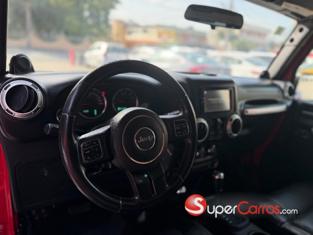 2011 Jeep Wrangler Sahara — foto 10 / 12