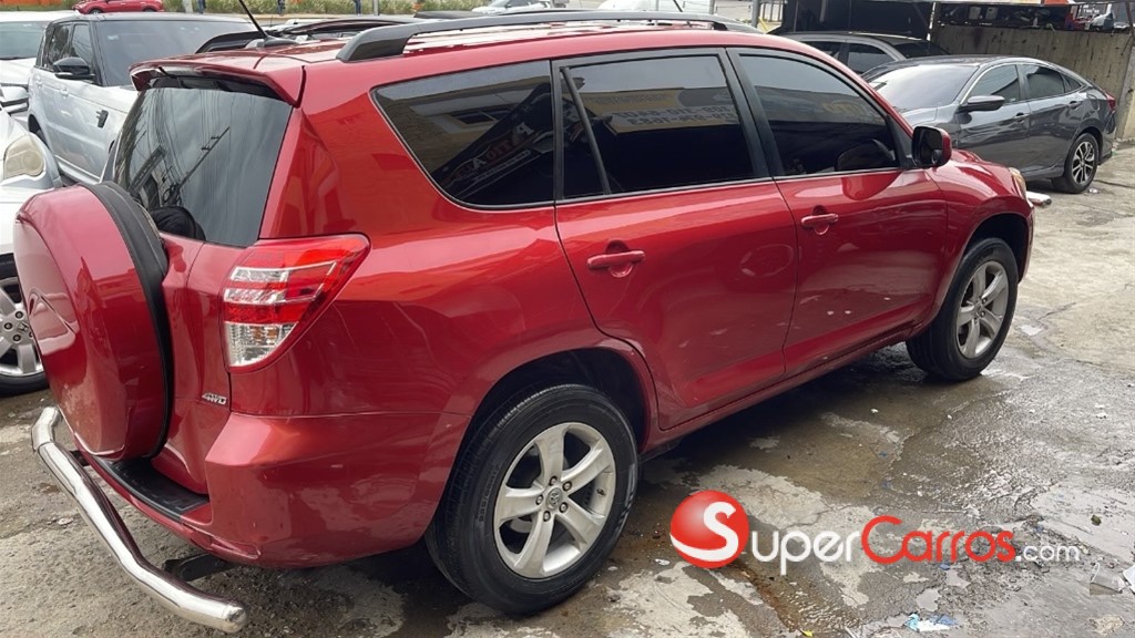 2010 Toyota RAV4 — foto 5 / 12