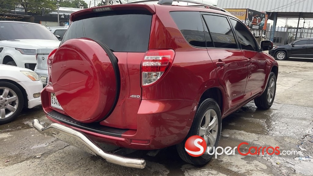 2010 Toyota RAV4 — foto 11 / 12