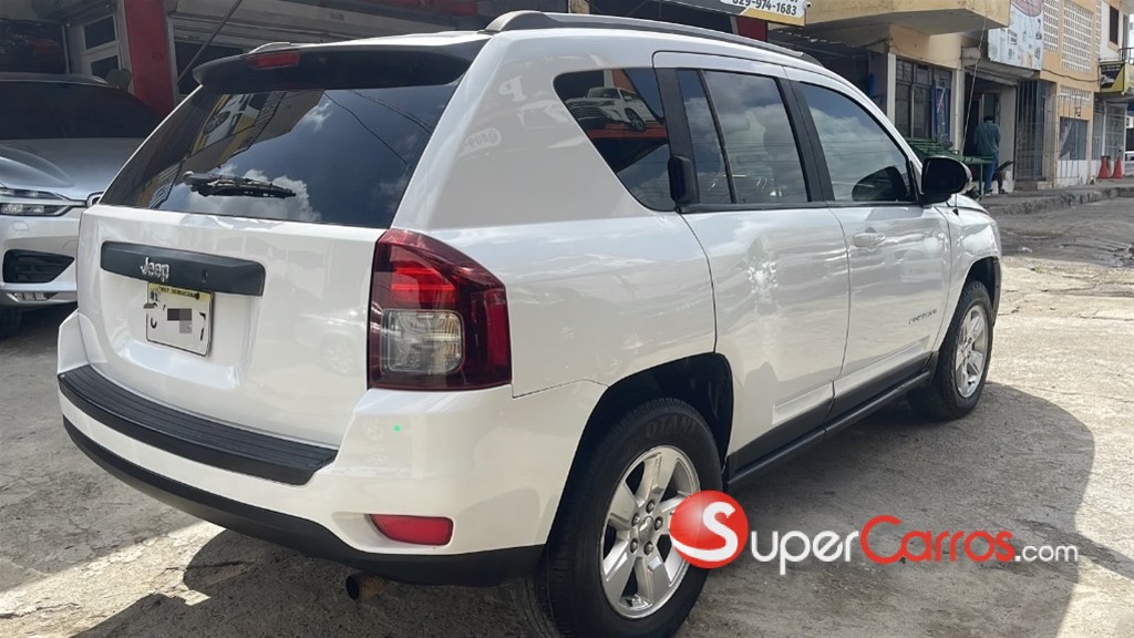 2015 Jeep Compass — foto 5 / 10