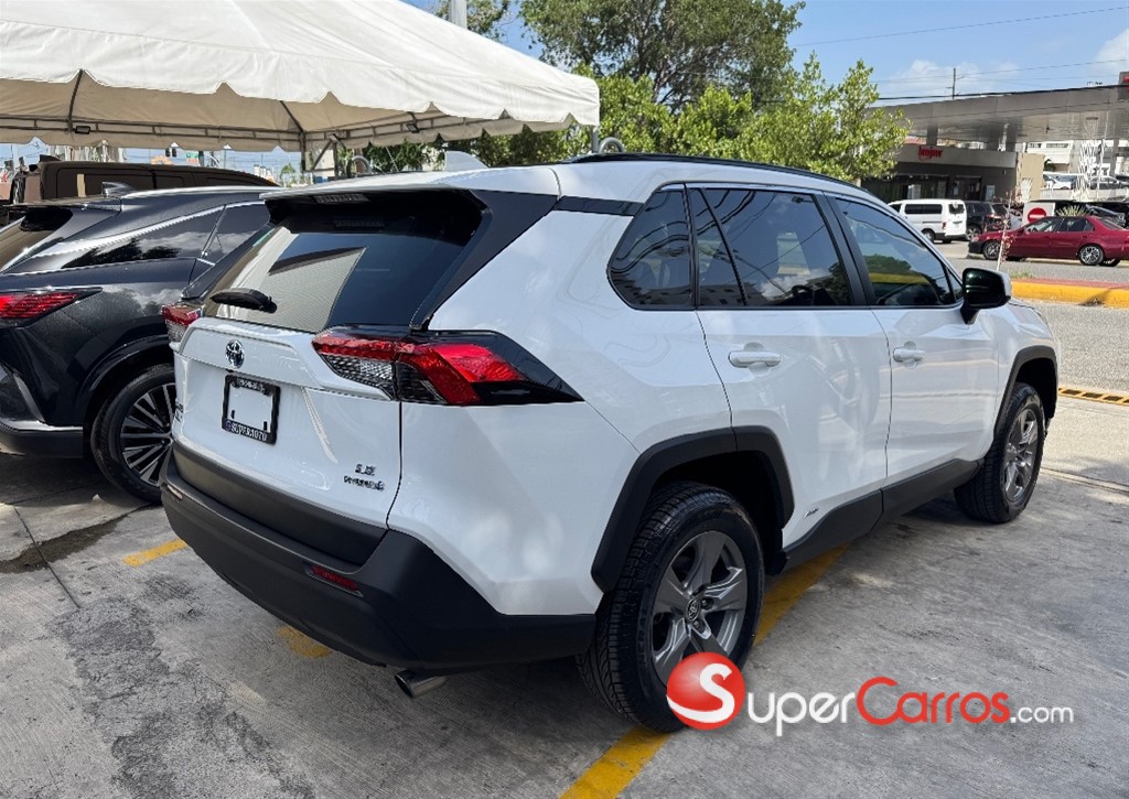 2024 Toyota RAV4 LE Hibrid — foto 5 / 12