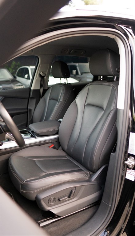 2023 Audi Q7 Quatro — foto 2 / 12