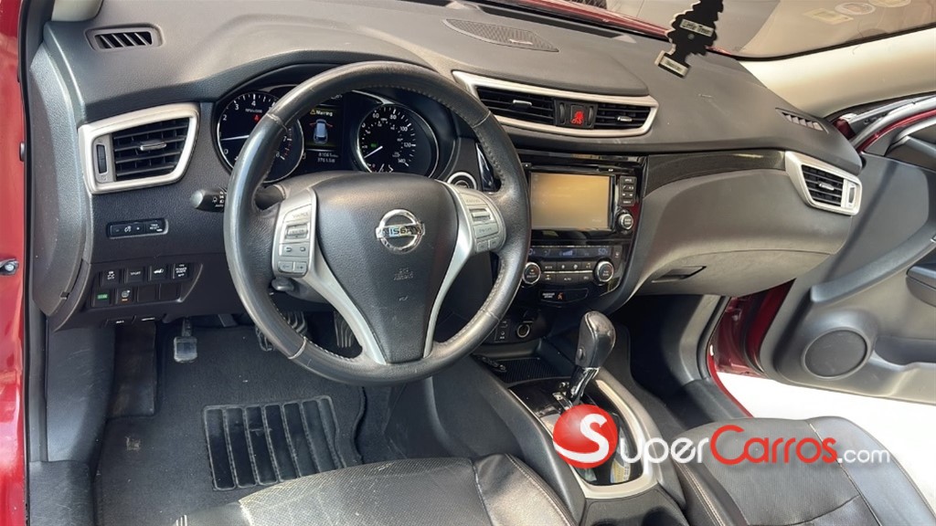 2015 Nissan Rogue — foto 9 / 12