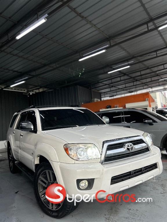 2007 Toyota 4 Runner SR5 Sport — foto 9 / 10