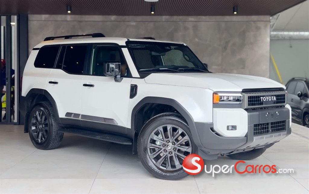 2027 Toyota Land Cruiser Prado Adventure