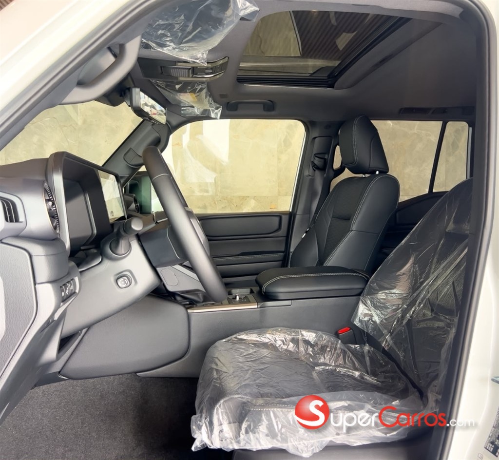 2027 Toyota Land Cruiser Prado Adventure — foto 6 / 11