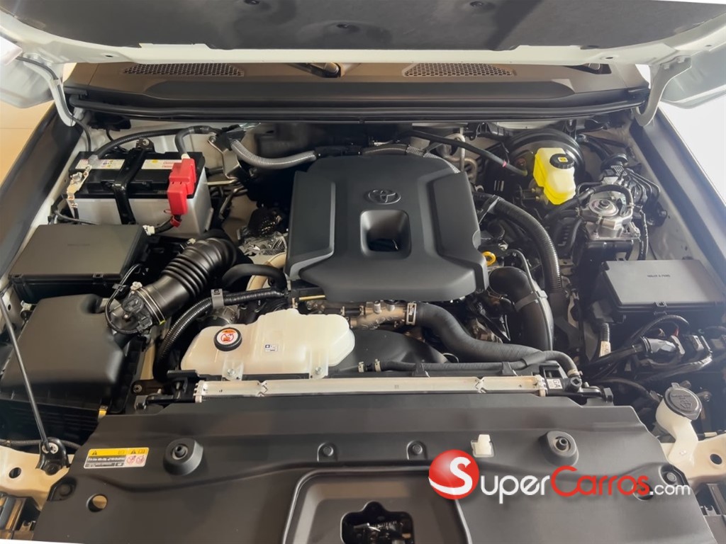 2027 Toyota Land Cruiser Prado Adventure — foto 11 / 11