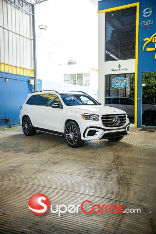 2025 Mercedes-Benz Clase GLS 450 4MATIC AMG — foto 1 / 12