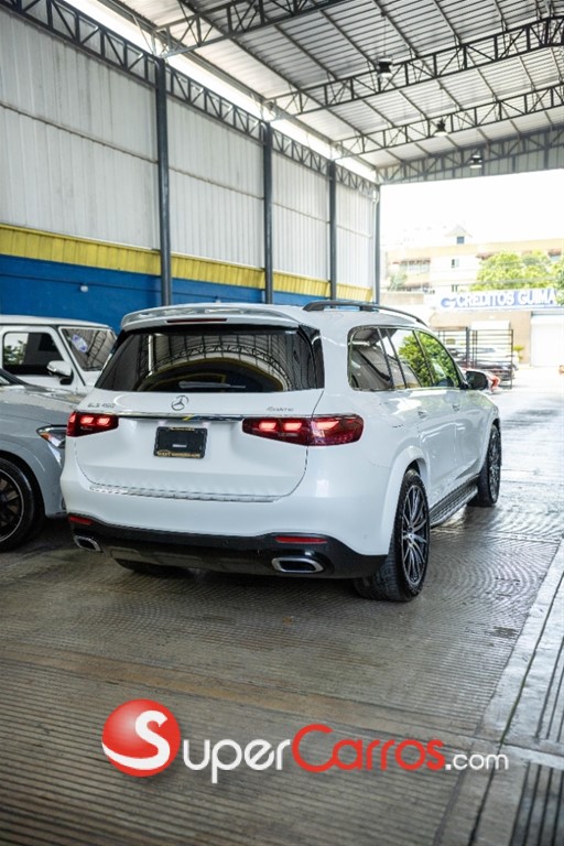 2025 Mercedes-Benz Clase GLS 450 4MATIC AMG — foto 6 / 12