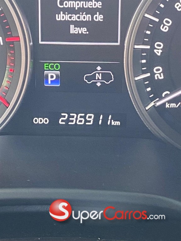 2016 Toyota Land Cruiser 300 VX-R — foto 8 / 12