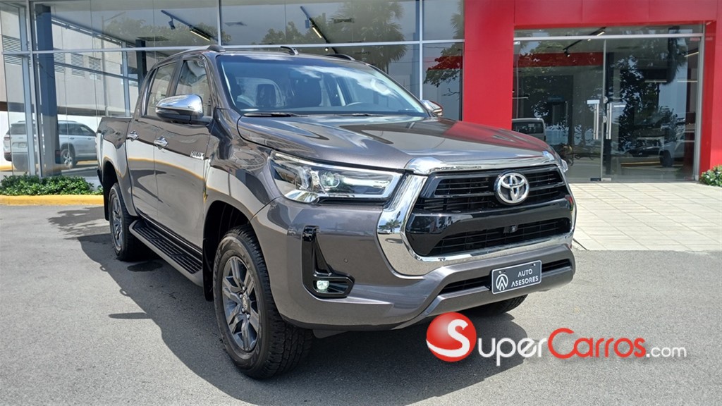 2026 Toyota Hilux SRV — foto 2 / 7