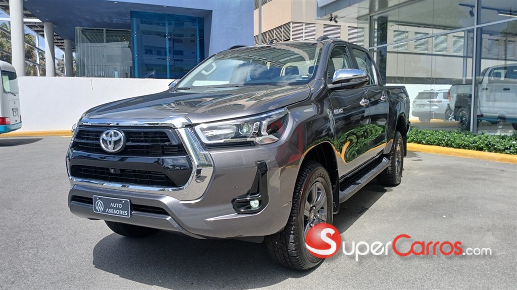 2026 Toyota Hilux SRV — foto 3 / 7